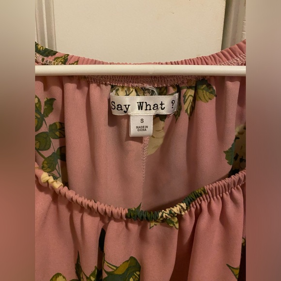 Off the Shoulder Ruffle Top - Picture 3 of 4